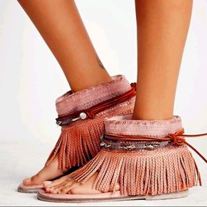 NEW Free People Brown Wonderland Fringe Sandal 37